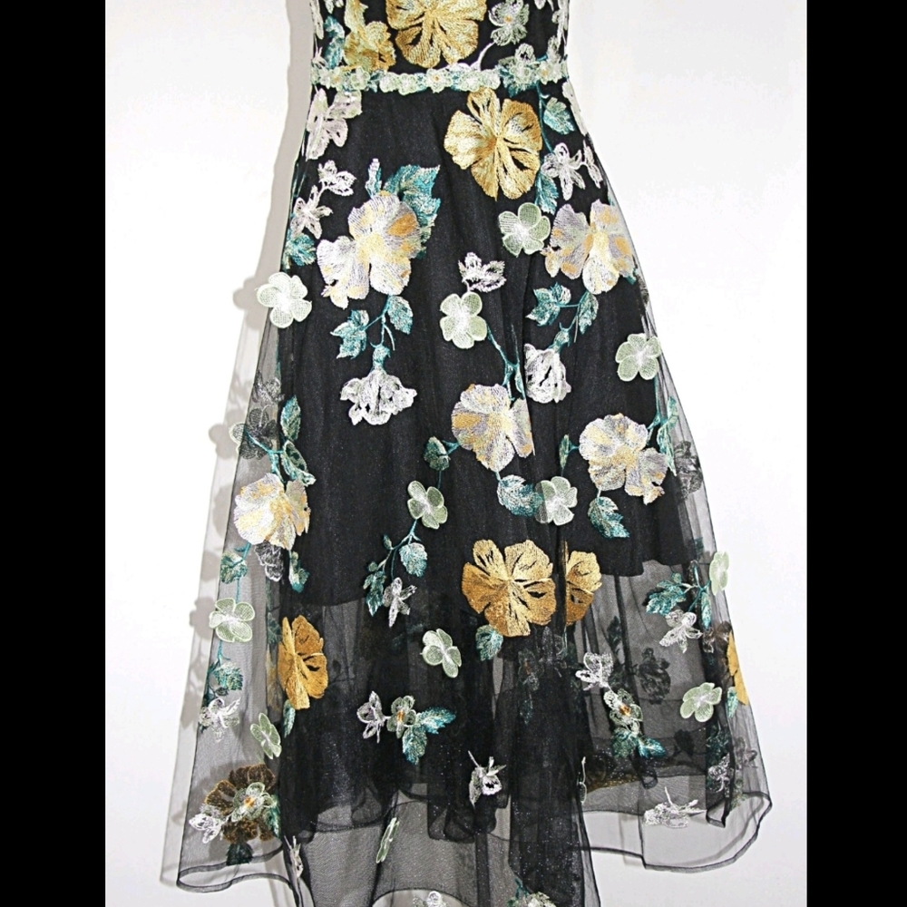 Marchesa Notte Floral Applique 3D Embroidered Tea Length Gown Tulle Size 8 - Picture 8 of 17